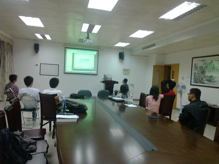 信息工程学院举办JAVA程序员竞赛赛前培训