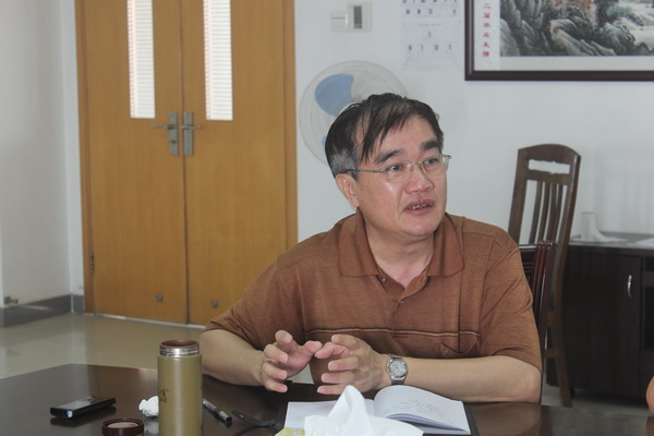 信息工程学院召开2013届毕业生离校工作总结会