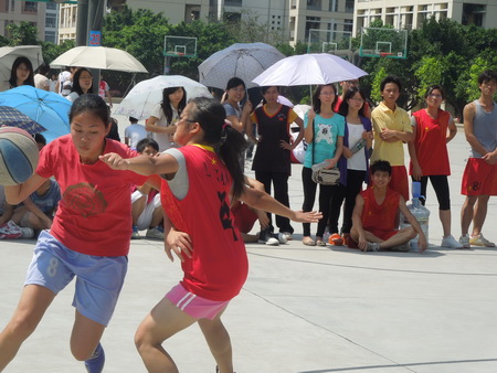 激情夏日联谊,引爆篮球魅力—记信息工程学院2010级班级篮球联谊赛