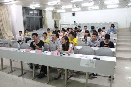 中国梦 我的职业梦——宣传部吴征宇部长与联系班举行主题班会