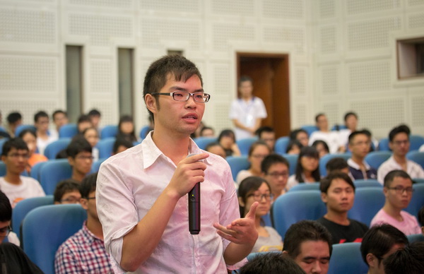 踏入职场——记信息工程学院第十期精英讲坛