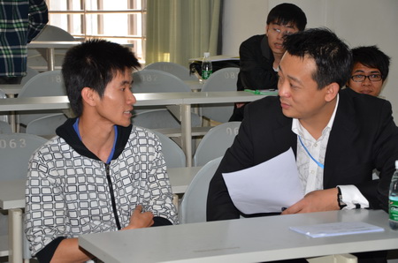 广东健客医药有限公司在我校举行专场招聘会