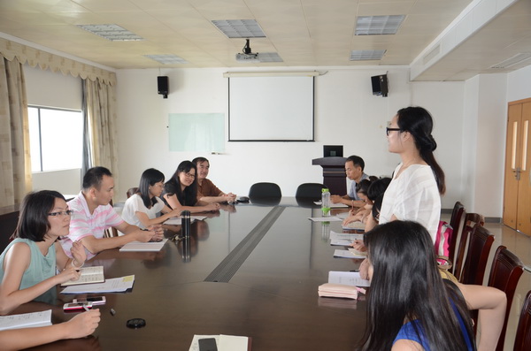 信息工程学院召开毕业学生预备党员转正答辩会