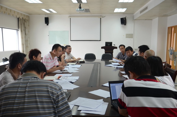 信息工程学院召开专业教学计划修订论证会