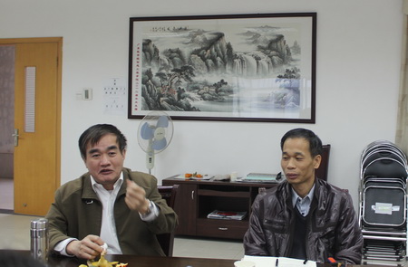 信息工程学院召开民主党派座谈会