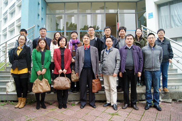 人民卫生出版社《卫生信息项目管理》教材定稿会在我院召开